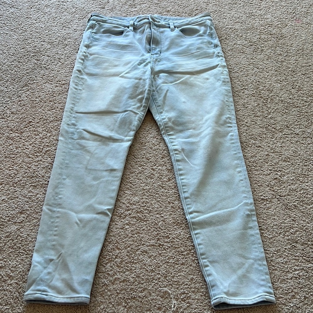 American Eagle, light washed, skinny jeans, no holes, high waisted